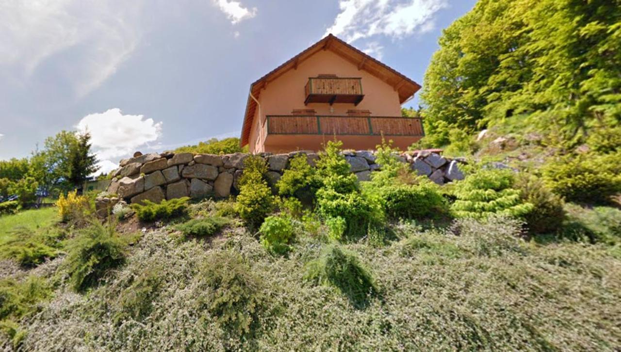Appartement Cosy A Cornimont 30 M² Avec Terrasse Et Vue Montagne Экстерьер фото